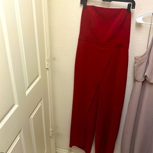 White House Black Market red jumper. Elegant dressed up or can be dressed down